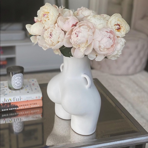 Other - Love Handles Booty Vase in White